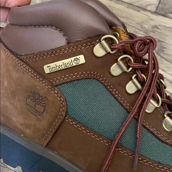 Shoes - Picture 3 of 4